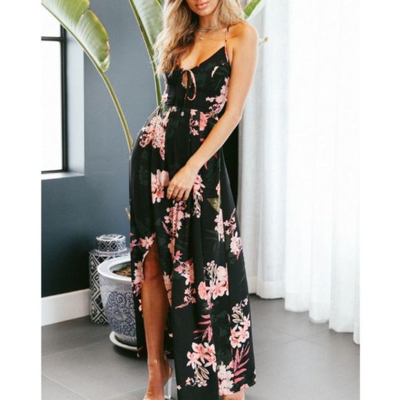Black Floral Maxi w/ Crisscross Tie Back - Picture 5 of 6